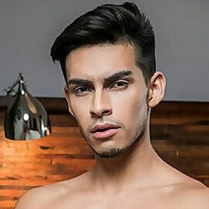 Aaron Perez