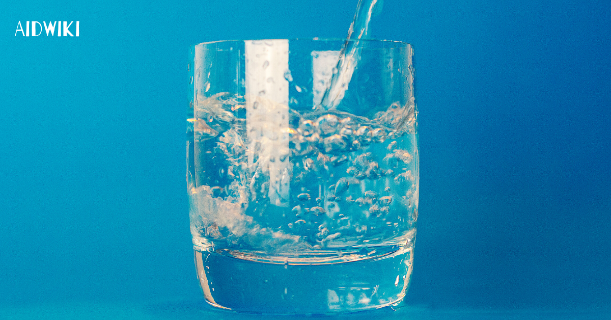 Avoid Drinking Water While Eating - Liquids with Meals