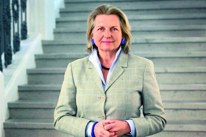 Karin Kneissl