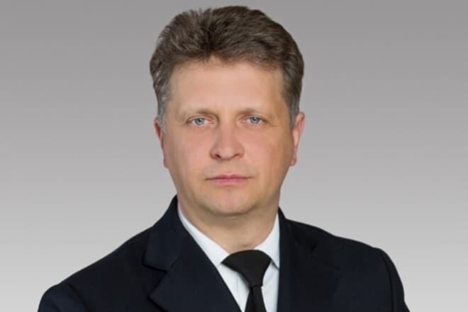 Maksim Sokolov-SalenaAndie