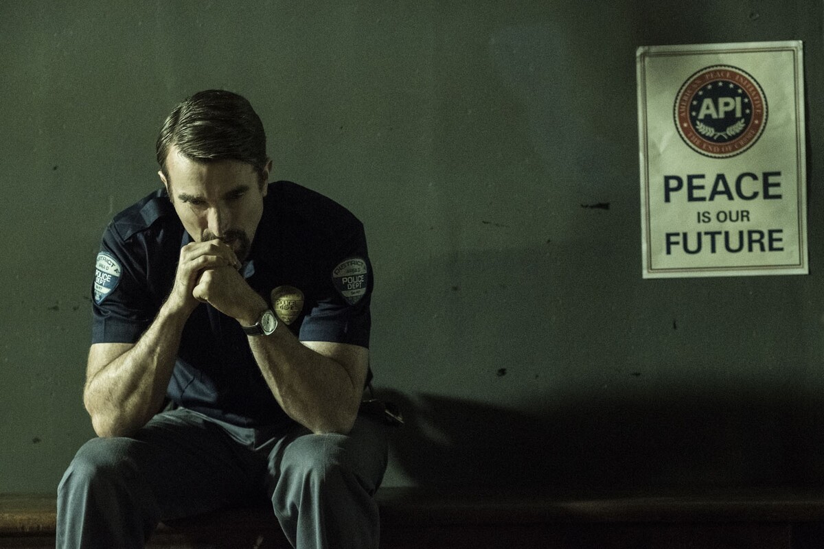 Sharlto Copley-charlyren_