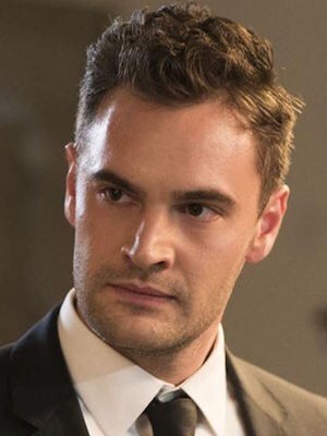 Tom Bateman