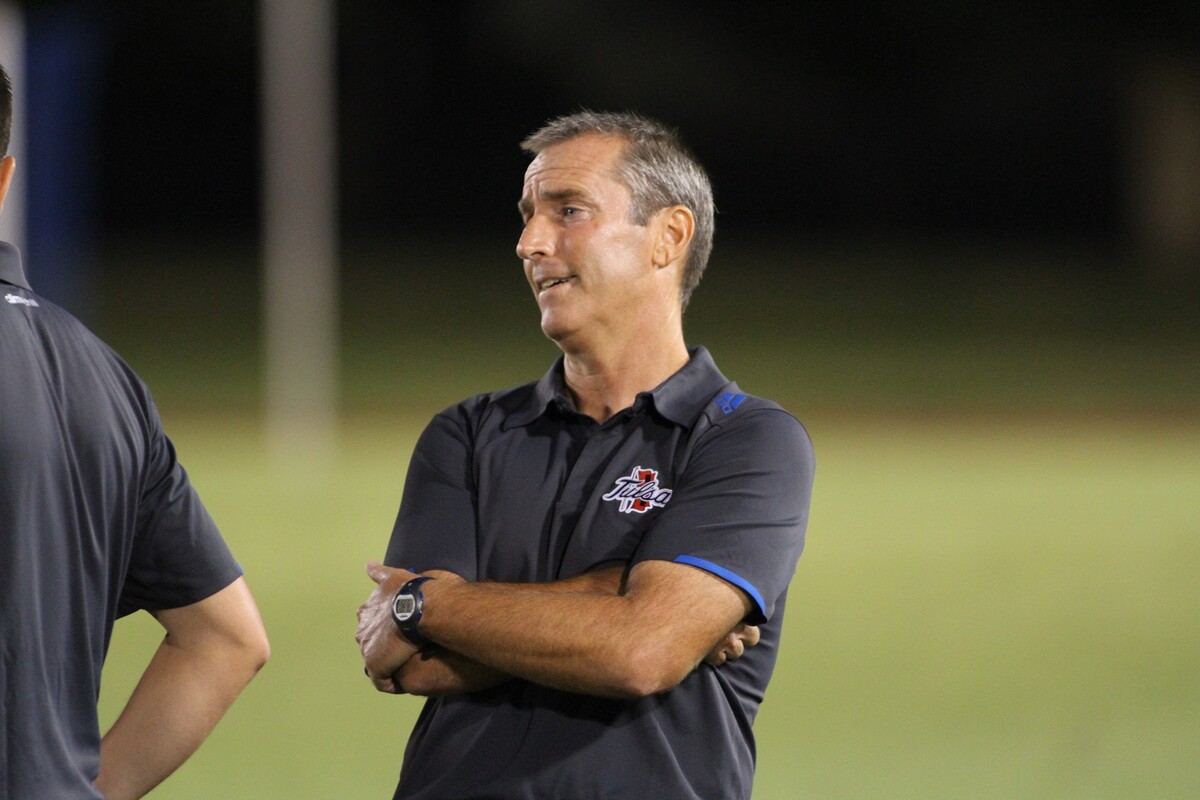 Tom Mcintosh (soccer)