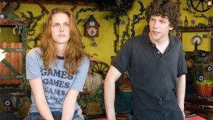 Adventureland Review (Tragicomedy, 2009)