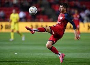 Carl Bennett (soccer)