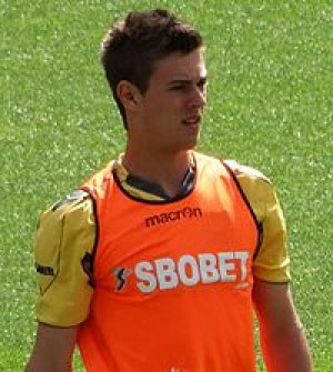 Dylan Tombides