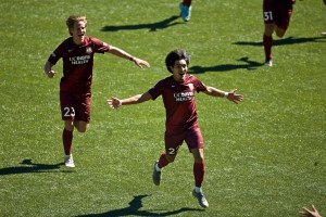 Julian Chavez (soccer)