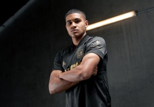 Tony Leone (soccer)